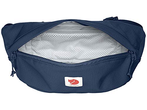 Fjällräven Ulvo Hip Pack Medium - Waterproof Bergshell Fabric, Durable Storage, Adjustable Belt- Hiking, Travel - color: Mountain Blue