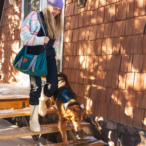 Wilderdog Dog Duffel Water-Resistant & Quick-Drying with Zip-Close Side Pocket, Adjustable Shoulder Strap and Dual Handles
