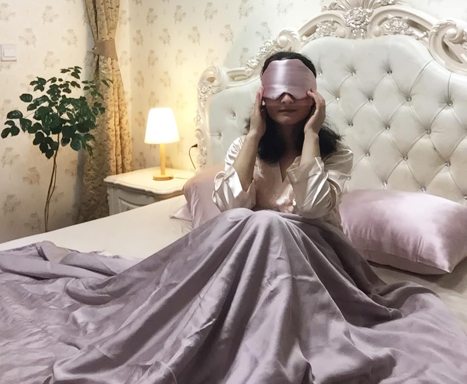 Mulberry Silk Sleep Mask, Padded Silk Eye Mask for Luxury Sleep in Total Darkness (Pink) - color: Pink