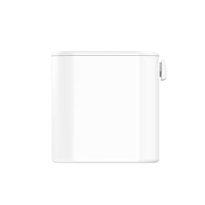 World Travel Adapter Quick Charger 35.5W, White - color: Snow White