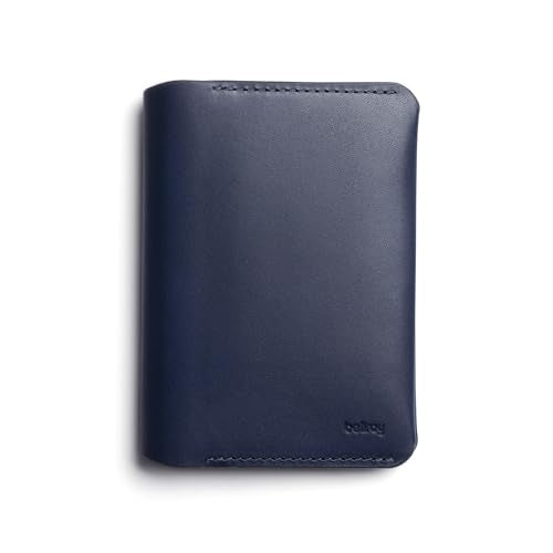 Bellroy 여권 커버 (카드 슬롯과 현금 및 여행 서류를 위한 공간이 있는 슬림라인 여행용 지갑/파우치), 네이비, 미니멀리스트 - color: 네이비