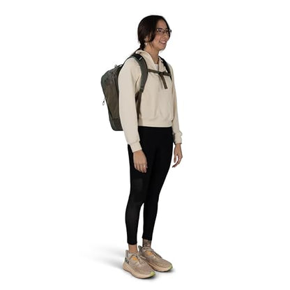 Osprey Transporter 26+6 Travel Pack, Green OS - color: Pine Leaf Green