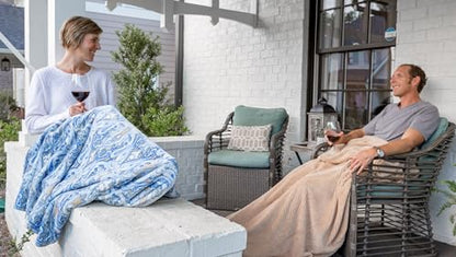 PediPocket Original Patented 50"x70" Perfect Paisley Plush Fleece Blanket - color: Perfect Paisley