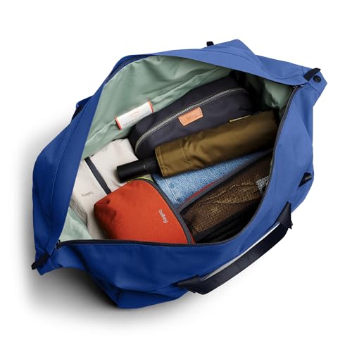 Bellroy Classic Duffel 35L (casual weekender bag with easy organization) - Indigo - color: Indigo