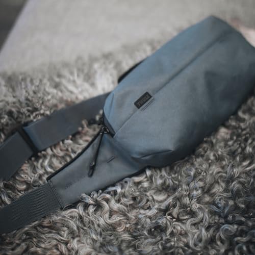 Thule Aion Sling Bag - color: Dark Slate