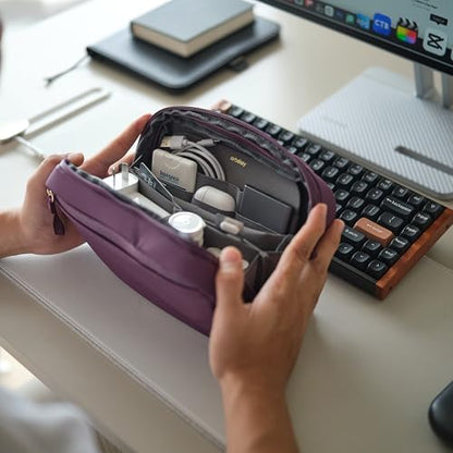 Orbitkey 2-in-1 Tech Accessory Pouch - Plum - color: Plum