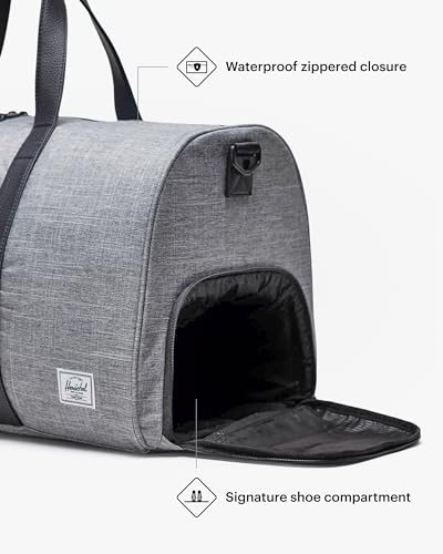 Herschel Unisex Novel Duffle - color: Raven Crosshatch, size: Carry-on - 26.5L
