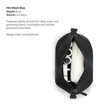 RAINS Weekend Wash Bag – Waterproof Toiletry, Makeup Kit Organizer, 1.2 gal - color: Navy