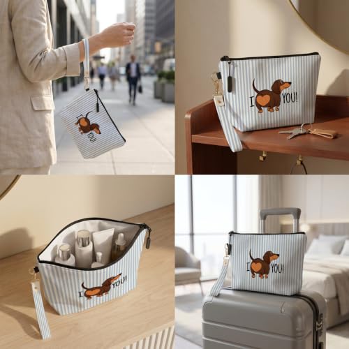 Fokongna Makeup Bag With Keychain Wristlet, Funny Dachshund Print - color: I Love Dachshund