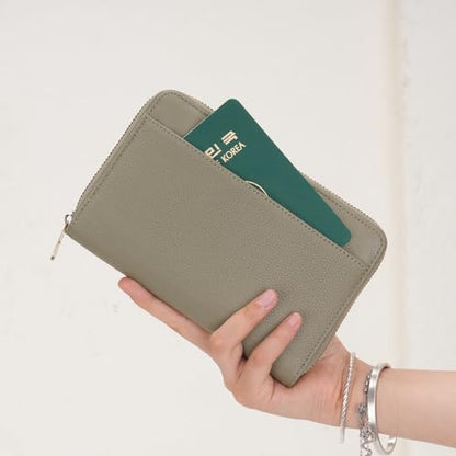 Leather Zipper Passport Wallet Holder Travel Essentials with RFID Blocking - color: Green