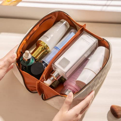 Checkered Makeup Bag,180° Flat Open Cosmetic Bag for Women,Large Capacity Travel Toiletry Bag with Brush Pouch,Waterproof PU Leather Make Up Organizer for Skincare & Makeup (white-checkered) - color: White-Checkered
