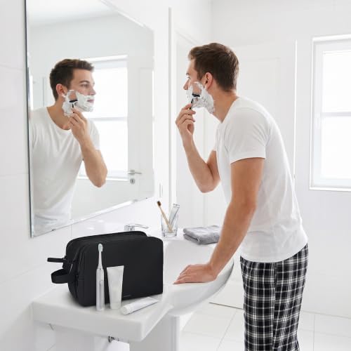 Mens Water Resistant Dopp Kit Travel Toiletry Bag - size: Large