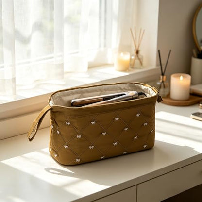 Stratalife Quilted Hair Tools Travel Bag with Polishing Cloth, Caramel Bow - color: Caramel Bow