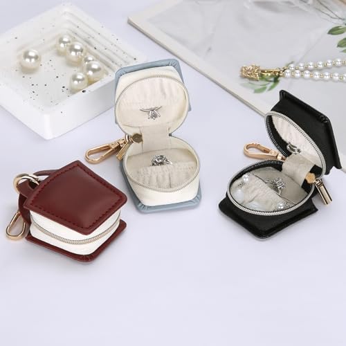 KUKUVR Travel Jewelry Ring Holder Box with Keychain (Black) - color: Black