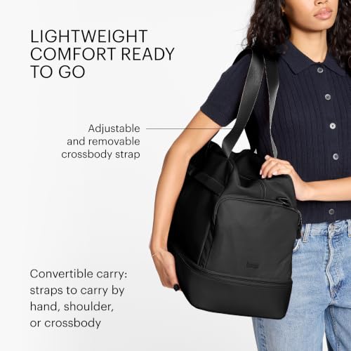 Away Featherlight Weekender Bag, Airline Approved Carry-On Bag - color: Jet Black