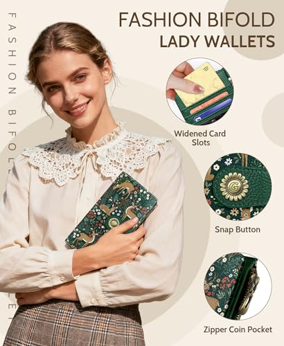 GIANCOMICS Cute Womens Wallet RFID, Flower Forest Credit Card Holder Bifold - color: Cute Deer