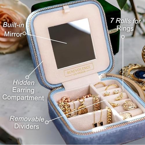 Benevolence LA Oprah's Favorite Things 플러시 벨벳 여행용 주얼리 박스 - 거울이 있는 주얼리 정리함 케이스 - 여성용 생일 선물 - 페리윙클 블루 - color: 페리윙클 블루