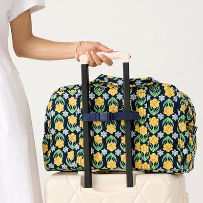Vera Bradley Women's Miramar Weekender Travel Bag - Premium Cotton - color: North Star Sky