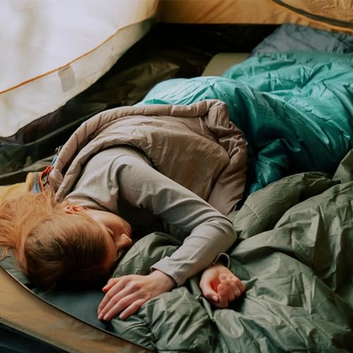 COVACURE Camping Blanket, Packable Down Alternative Outdoor Blanket 57X78'' - color: Down Green