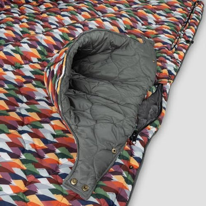 Coalatree Puffy Kachula Adventure Blanket Grandview Frost - color: Grandview Frost