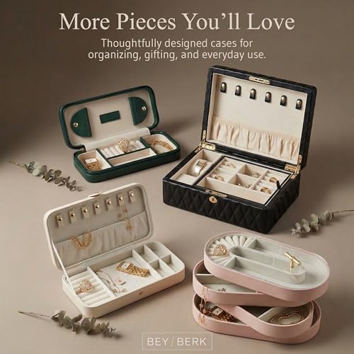 Bey-Berk Diamond-Quilted Leather Travel Jewelry Box, Cream, Locking Organizer with Necklace Hooks, Ring Rows and Watch Compartment - color: Cream