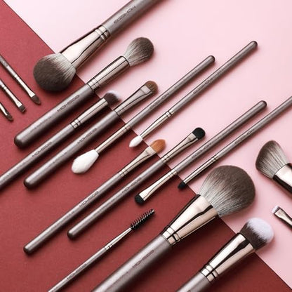 Professional Makeup Brush Set, Eigshow Makeup Brushes Perfect for Foundation Face Powder Blending Blush Bronzer Eyeliner Eye Shadow Brows with Case, Best Gift for Women, Travel Kit(PRO 18pcs Coffee) - color: Coffee