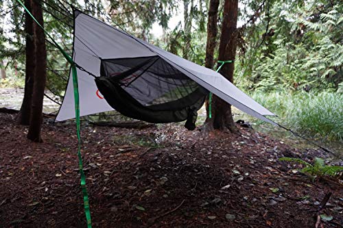 GRAND TRUNK Skeeter Beeter XT Camping Hammock | 400 lb capacity | Parachute nylon | Built-in bug net | Ideal for camping & backpacking - color: Olive & Khaki